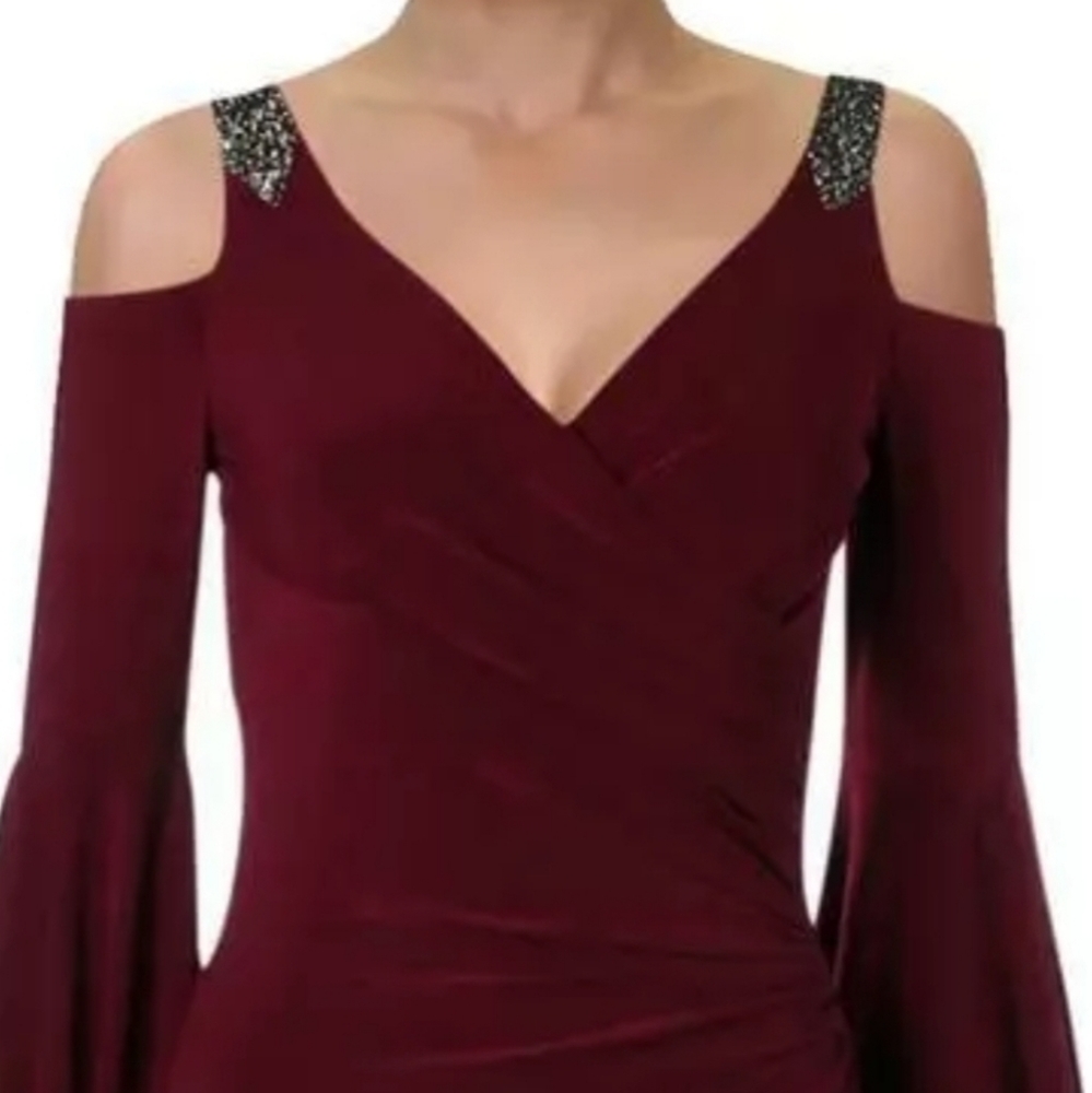 Dress Lauren Ralph Lauren sz2 it have a slit on si